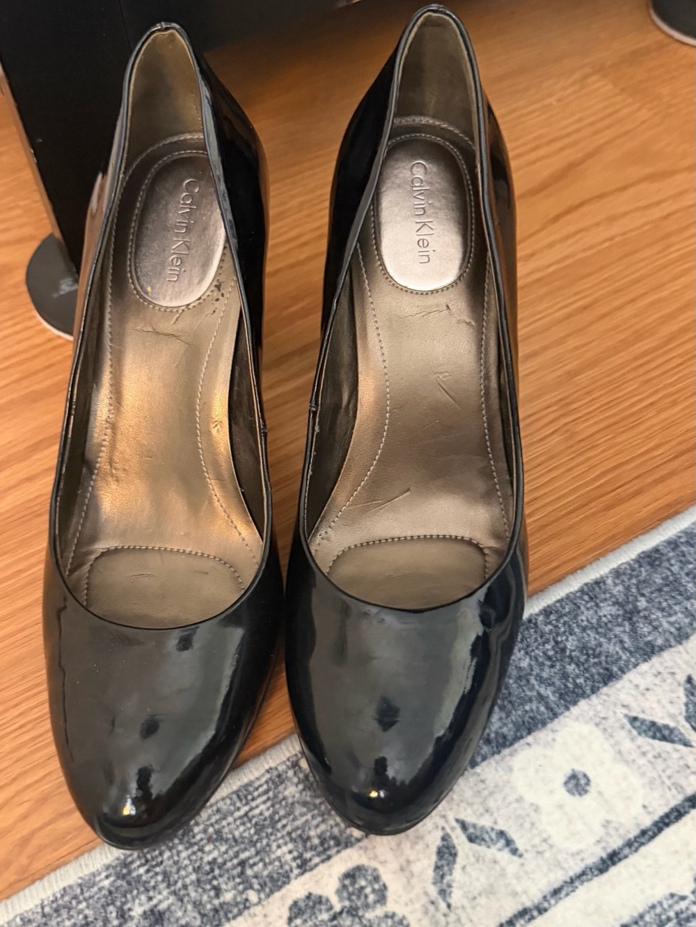 Calvin Klein Black Patent Rounded Toe Pumps - Picture 9 of 9